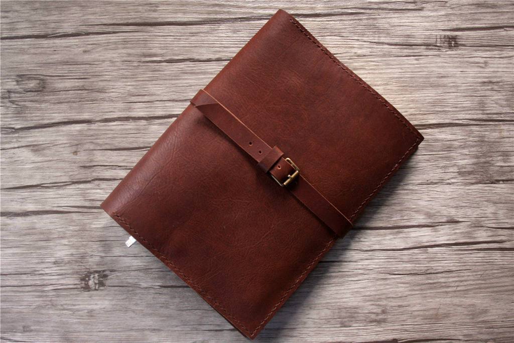 Handcrafted Engraved Saddle Leather Binder Folder for Men