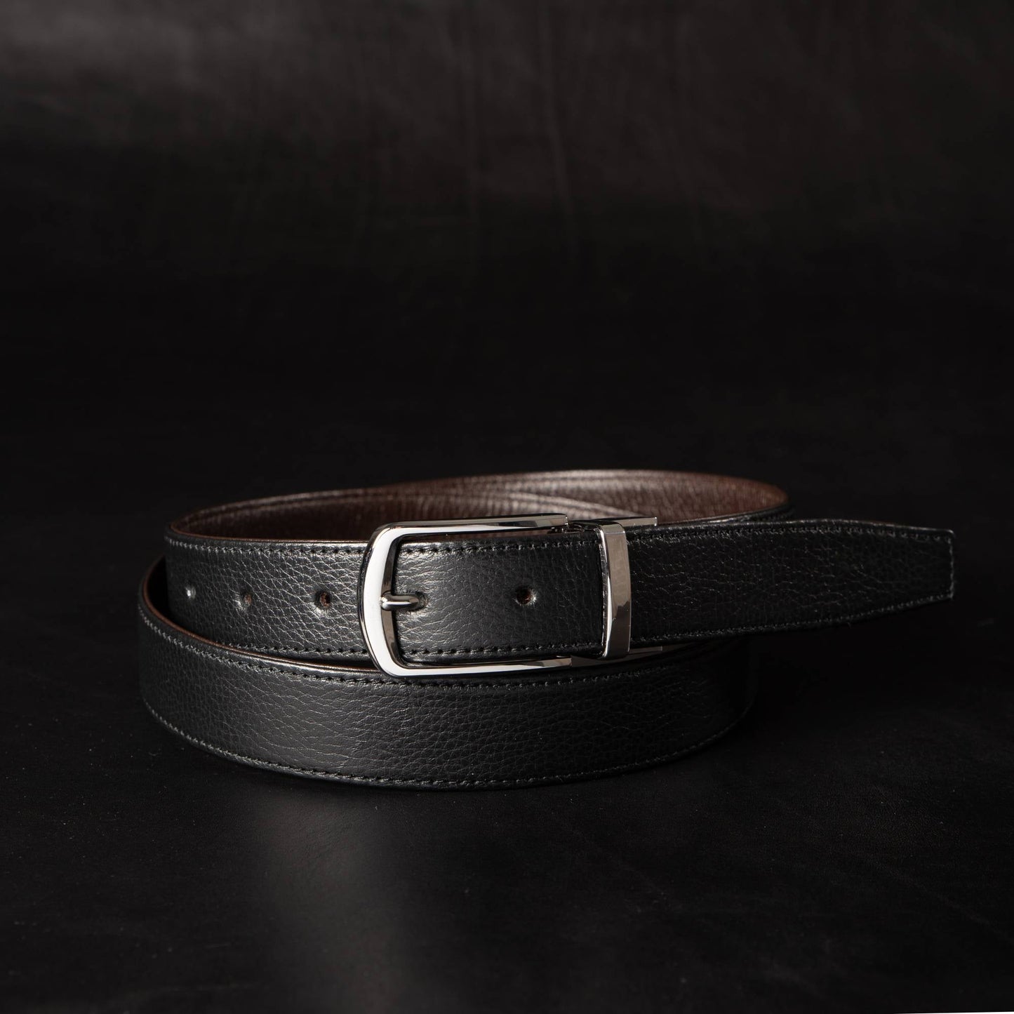 The Harvey Dent Belt - Extra Slim 30 mm Reversible Stitched Full-Grain Pebbled Leather Belt