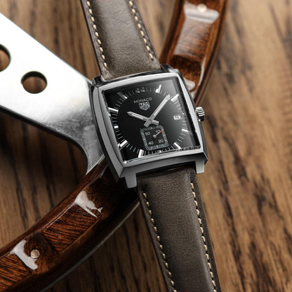 Bracelet en cuir véritable padded Whitby - Taille pastel cognac élégante