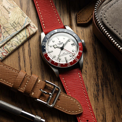 Bracelet de montre en cuir saffiano rouge Brixham pour un style élégant et sophistiqué