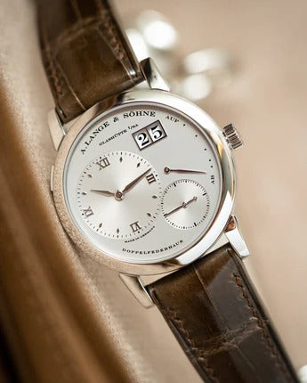 Glossy Crocodile Signature Strap