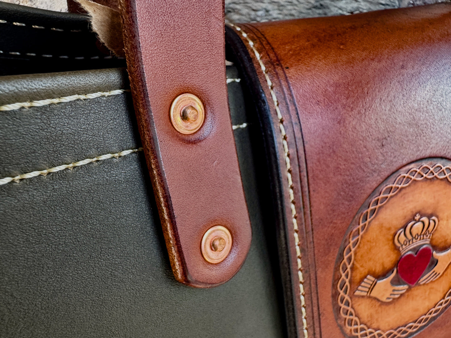 THE ALEX TOTE - CLADDAGH