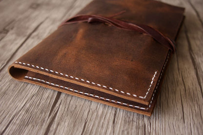 Engraved Leather Kindle e Reader Cases Sleeve