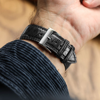 Bracelet de montre en cuir fait main avec jambe d'autruche Durbuy en noir brillant