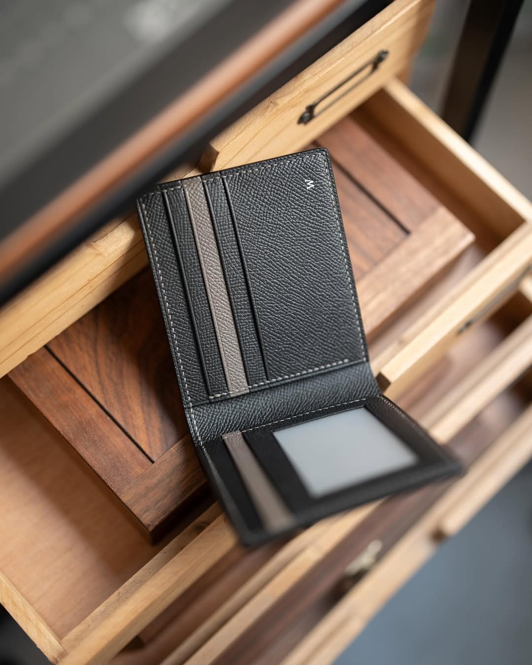 Bifold Wallet – Epsom Leather