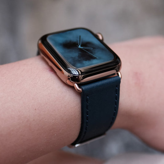 Band für Apple Watch aus edlem Leder – Cobalt Blau, stilvoll und bequem