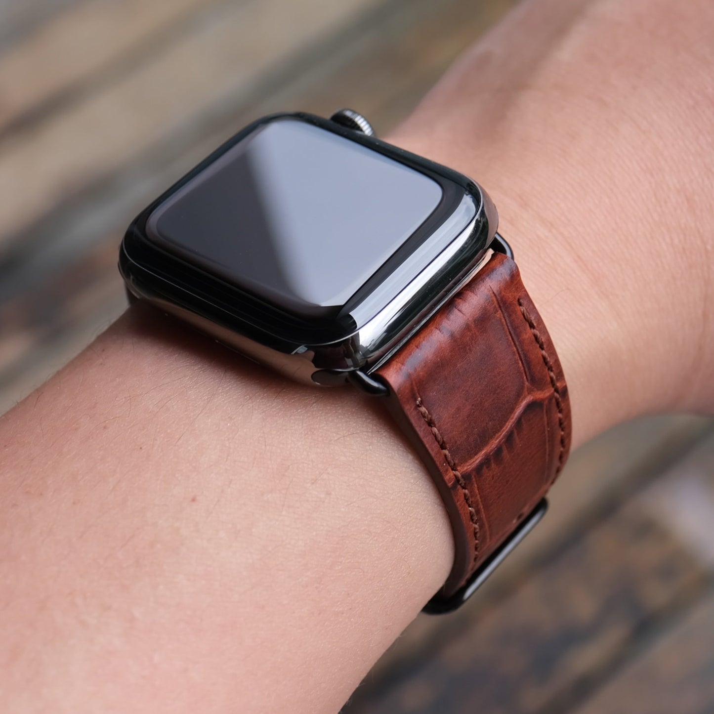 Nouvelles Bracelets en Cuir Embossé pour Apple Watch – Éclat Mahogany