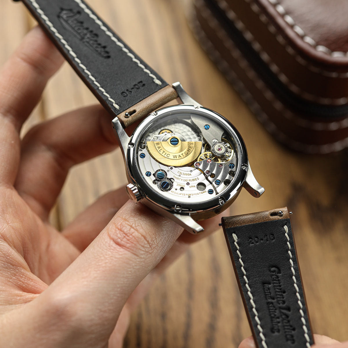 Genuine Horween Chromexcel® Hand-Stitched Watch Strap - Black