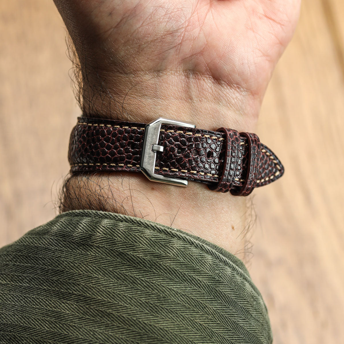 Bracelet de Montre En Cuir Padding Adassa - Marron Caviar Coffee Élégant