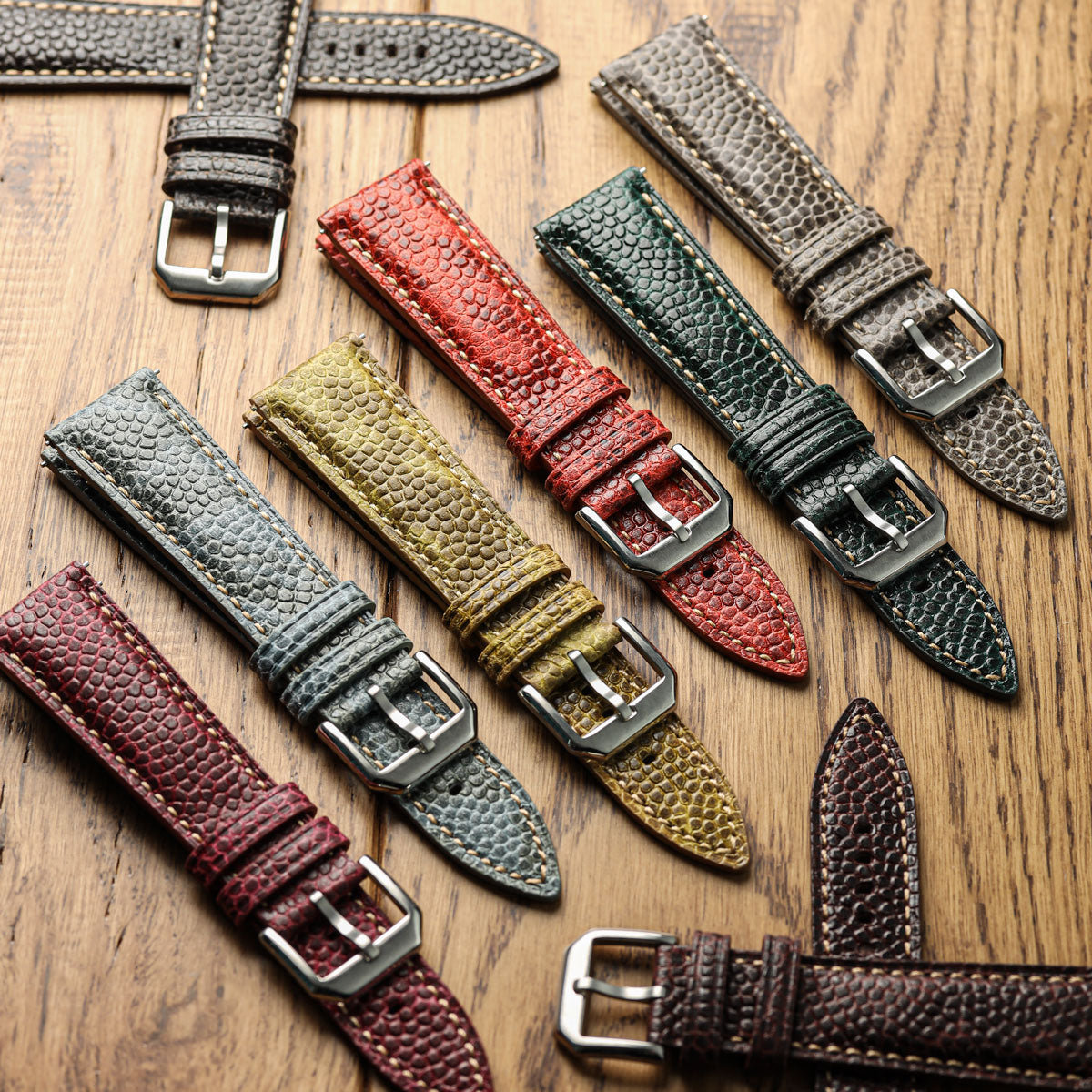 BraceletMontre en Cuir Pailleté Adassa - Vert Caviar Élégant