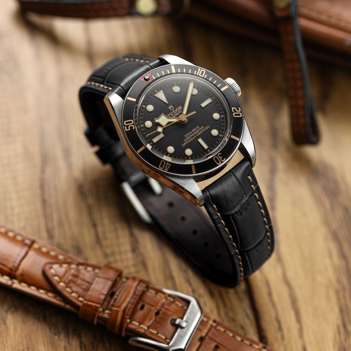 Bracelet pour montre en cuir véritable avec motif alligator Carolina - Noir Intense