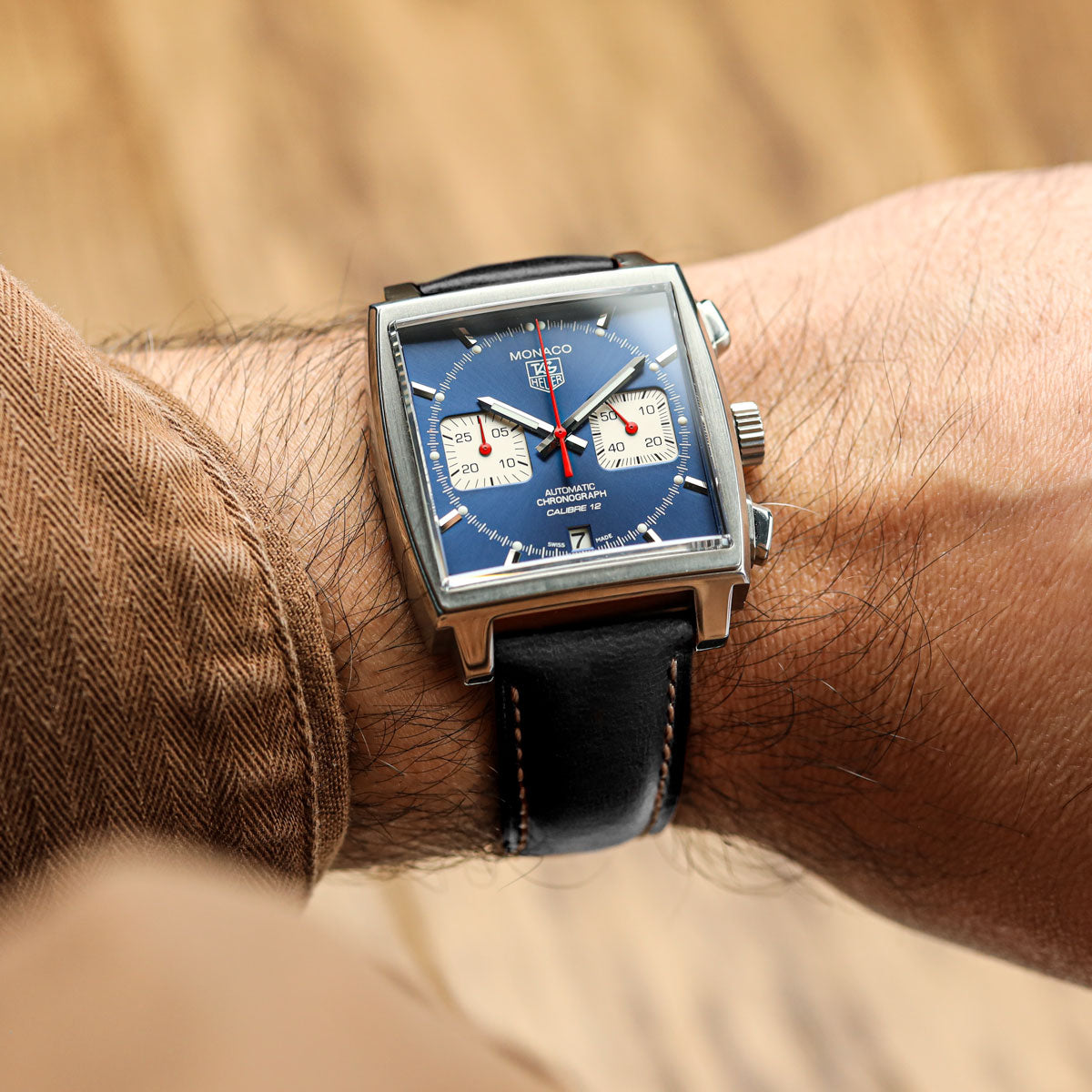 Tenby Elegance: Padded Genuine Leather Watch Strap in Timeless Black