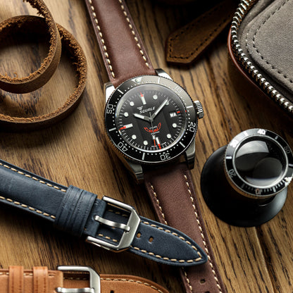 Bracelet en cuir véritable rembourré Whitby en noir pastel pour une élégance raffinée