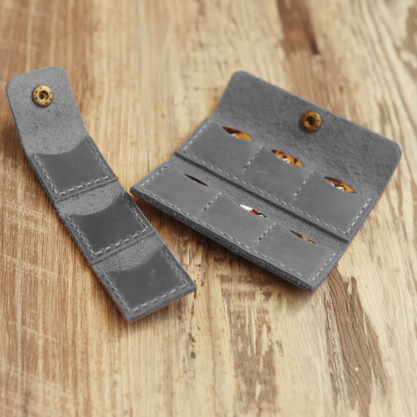 Étui personnalisé pour médiators de guitare, pochette porte-médiators en cuir vieilli, rangement pour 6 médiators – Cadeau parfait pour musiciens de guitare et ukulélés