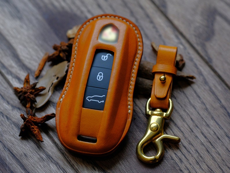 Personalized Leather Protector Case for Keyless Remote Entry Key Fob Cover Key Holder Key Chain Porsche 718 911 Cayenne Macan Taycan ...