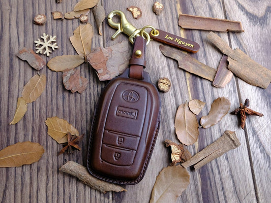 Toyota Prius 2023 2024 Key Fob Cover, Toyota Prius Smart Remote Key Case, Handmade Leather Key Cover For Toyota, Personalized Key Case