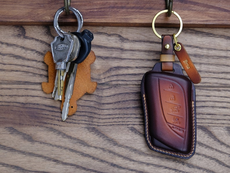 Customized Leather Key Fob Cover For Lexus RX350, Lexus Keyless Remote Holder Keychain, Italian Veg-Tanned Leather, Gift For Him