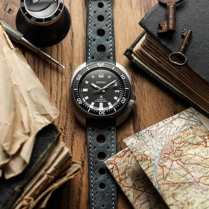 Bracelet en cuir patiné fait main par Boutsen Racing - Style Denim Bleu