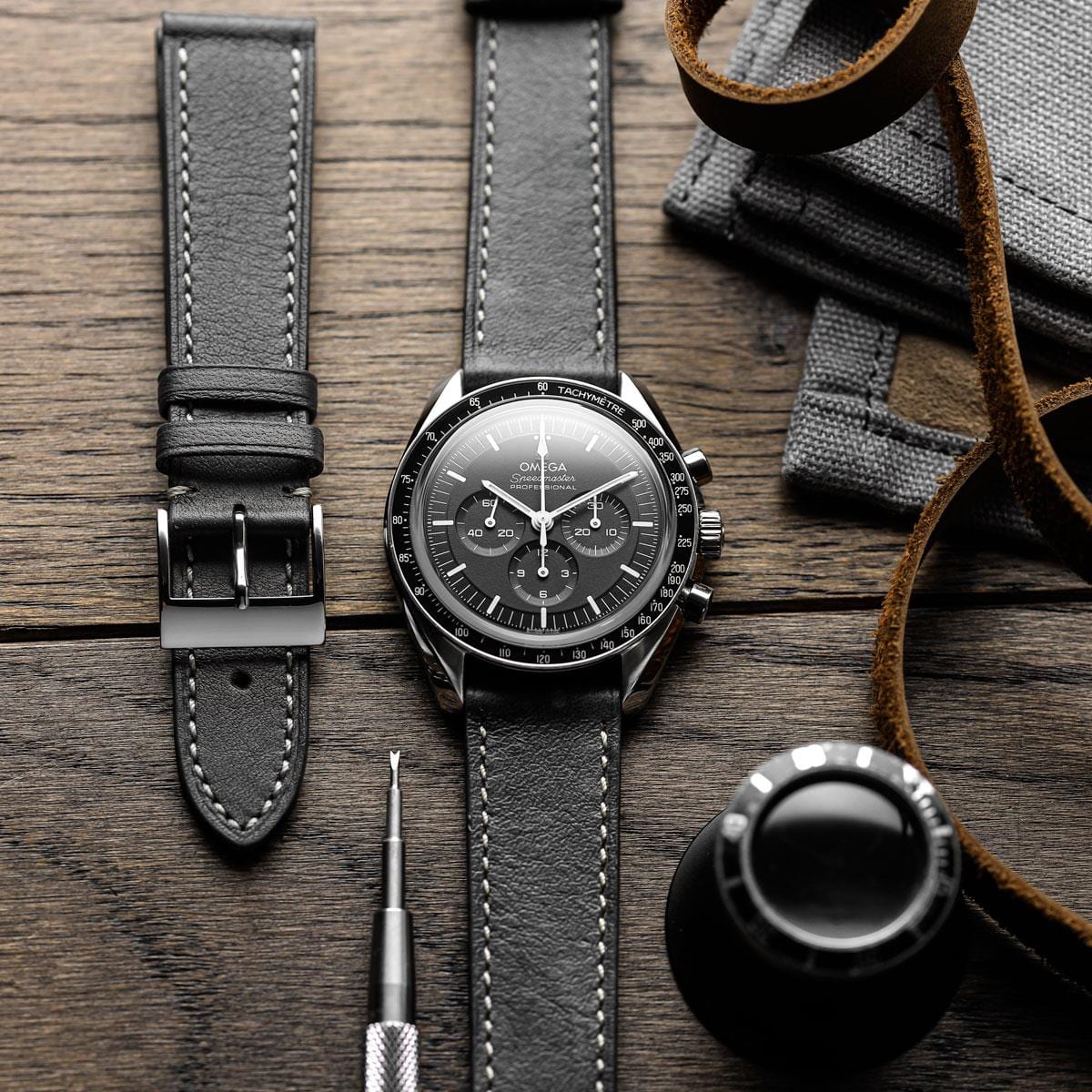 bracelet de montre en cuir de veau patiné plat Rochefort - Platine