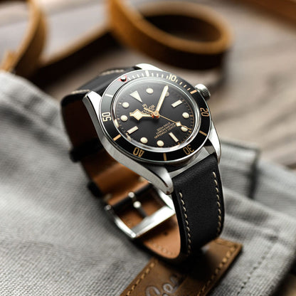 La Strap de Montre en Cuir de Cheval Flatte Handcrafted Leuven Cavallo - Noir